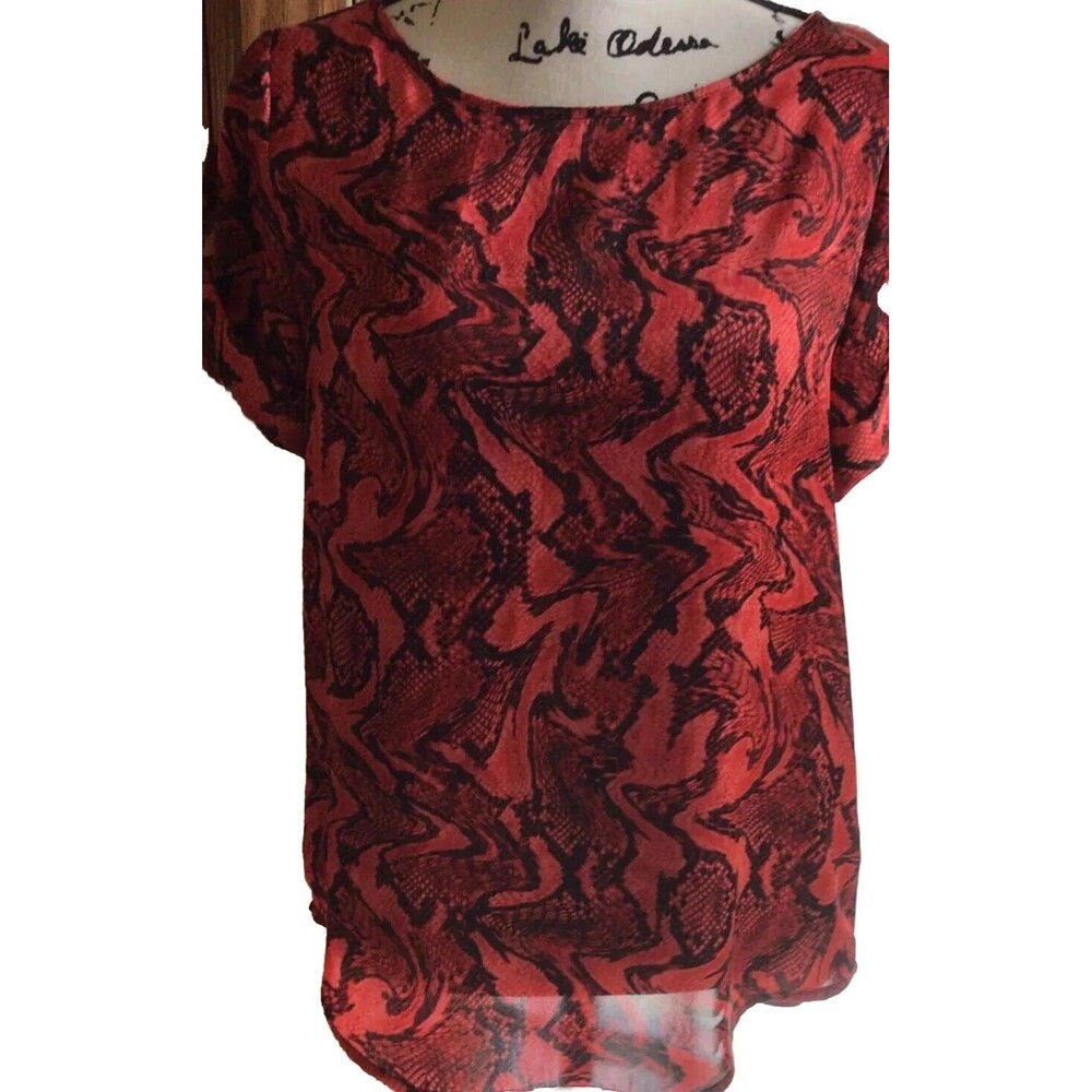 Michael Kors Blouse Women's Small Wavey Artsy Snake Printish Red Short Roll Tab